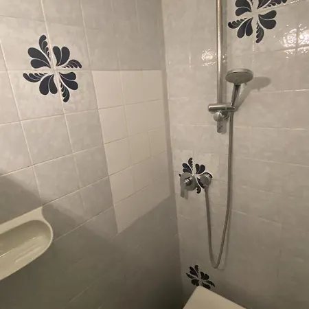 Nuti Apartament Διαμέρισμα *