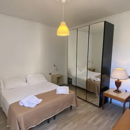 Nuti Apartament *