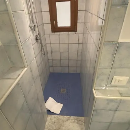 Nuti Apartament *